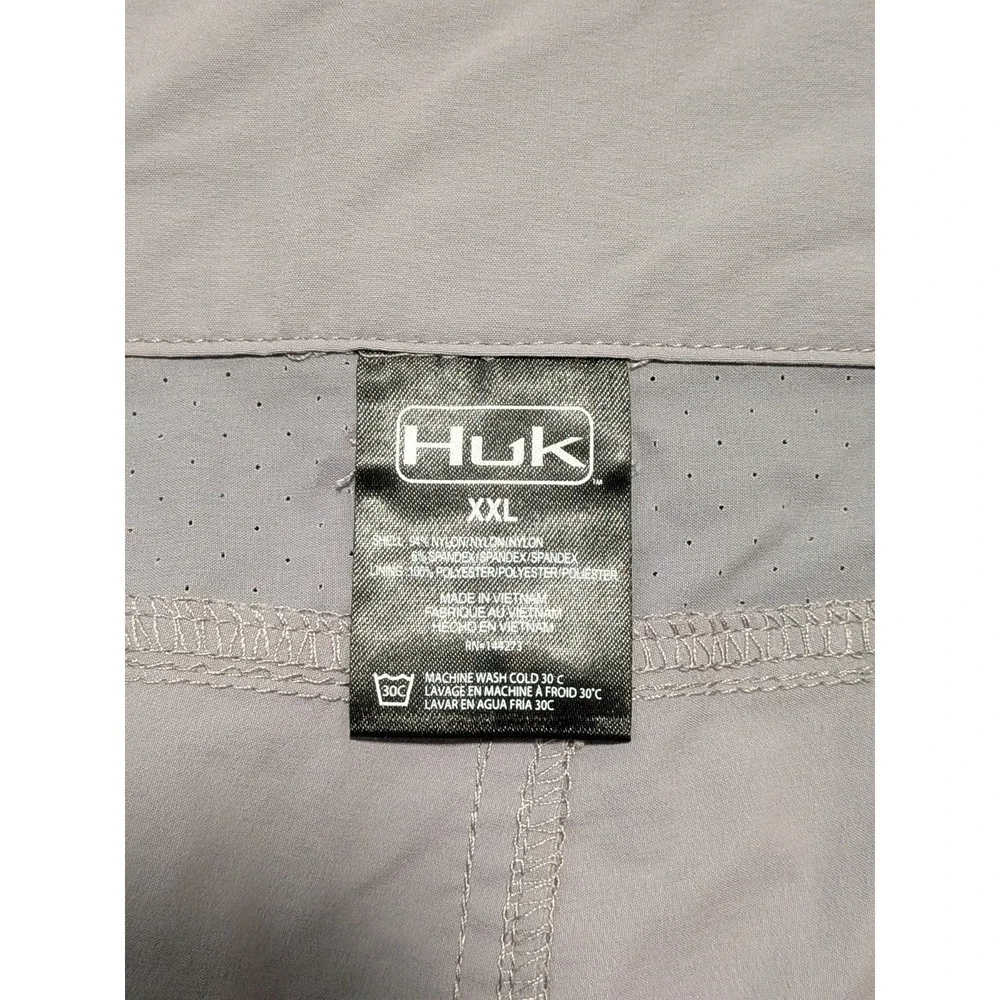 New With Tags Huk Men's Gray A1A‎ Pro Fishing Performance Shorts Size XXL 42X8